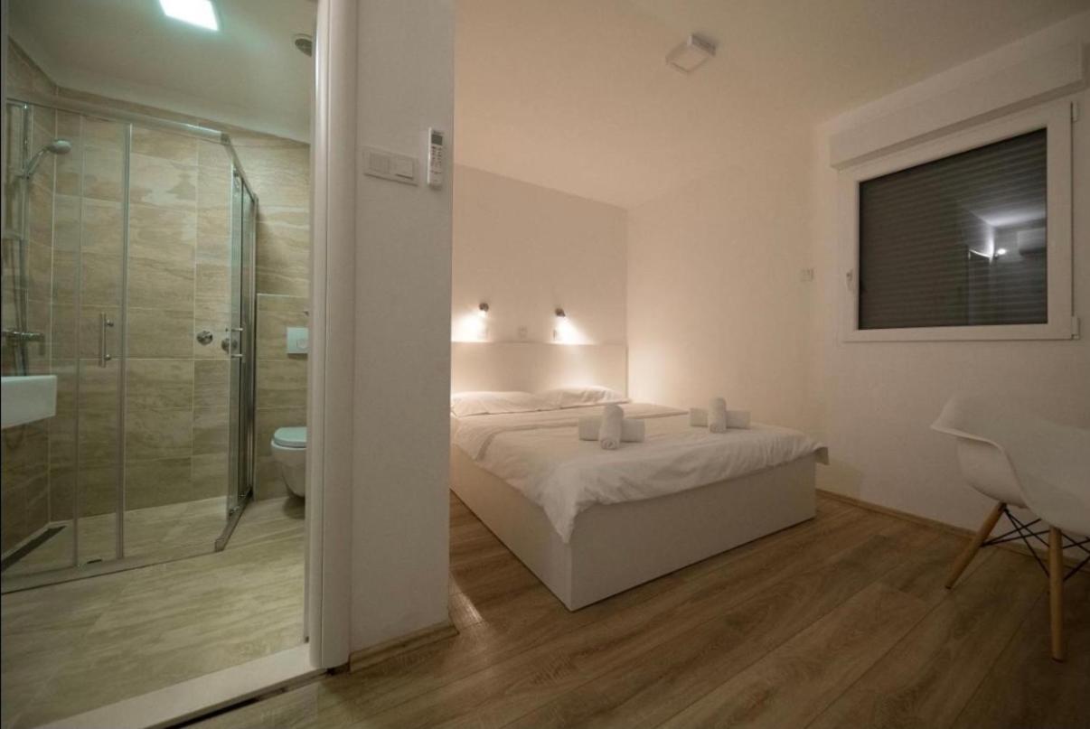 Sea La Vie Rooms Novi Vinodolski Esterno foto