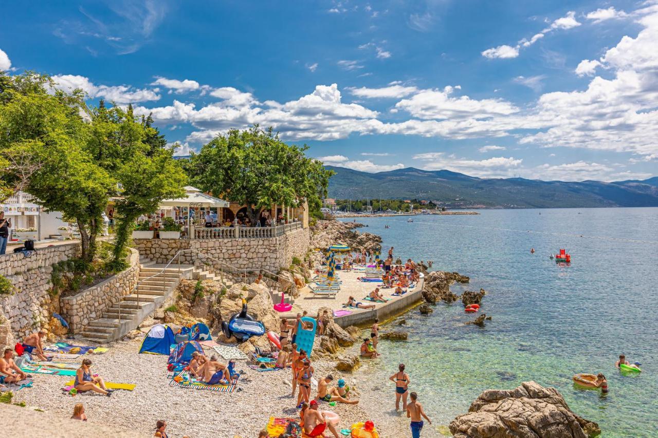 Sea La Vie Rooms Novi Vinodolski Esterno foto