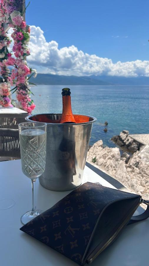 Sea La Vie Rooms Novi Vinodolski Esterno foto